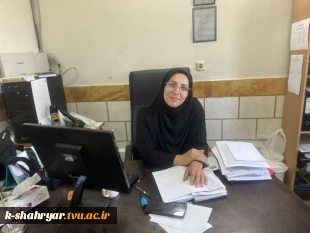 خانم دکتر شهرزاد جزقاسمی 
کارشناس اداره آموزش، پژوهش و ارتباط با صنعت 3