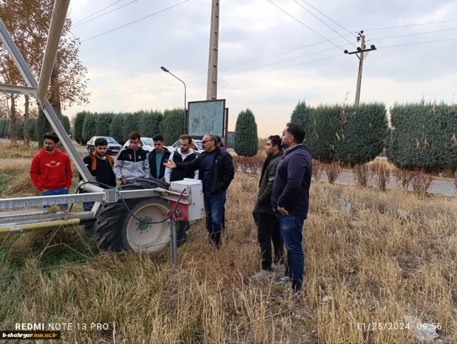 بازدید دانشجویان مکانیک ماشین آلات آموزشکده ملی مهارت کشاورزی شهریار از معاونت اداره آب و خاک 3